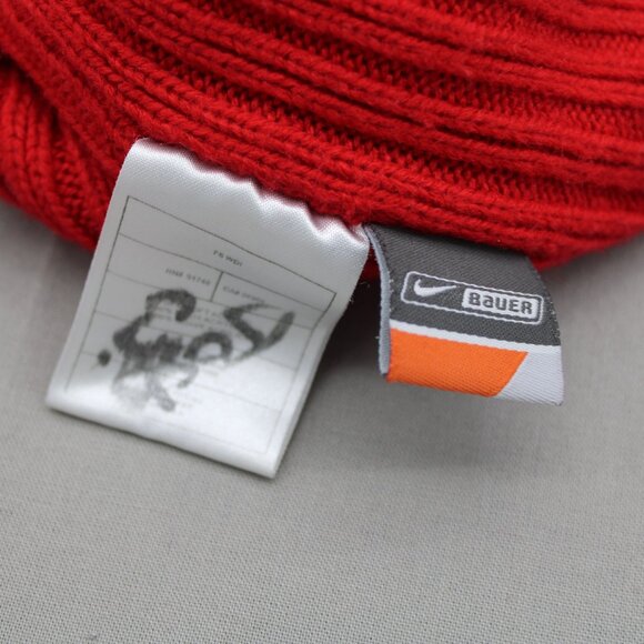 Team Canad Toque / Beanie - 3 Stripe with Crested Logo - Adult Stretch Fit - Picture 8 of 8